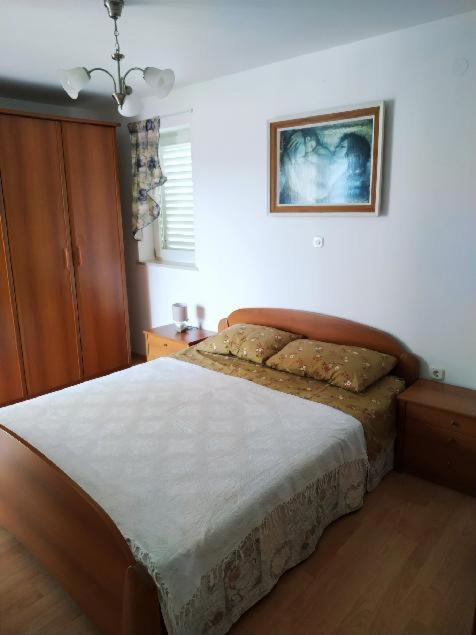 Apartmani Ines 라벡 외부 사진